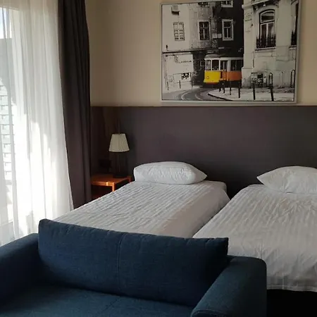 Poleczki 4* Warsaw