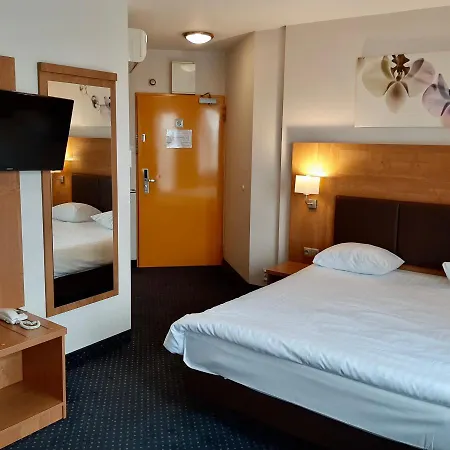 Poleczki Hotel apartamentowy 4*