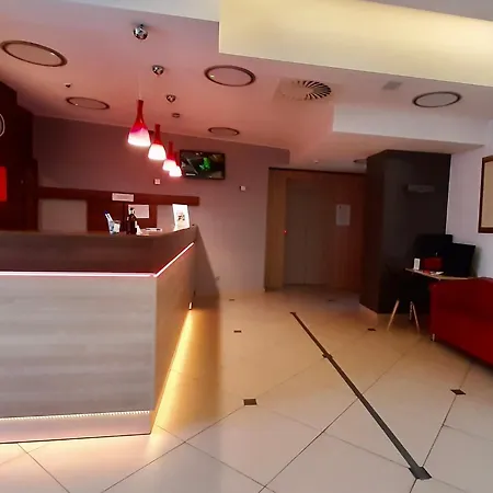 Poleczki Aparthotel Warsaw