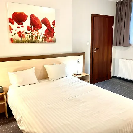 Poleczki Aparthotel Warsaw